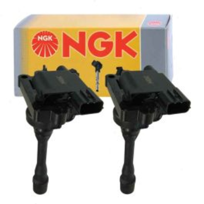 2 pc NGK Ignition Coils for 1997-2002 Mitsubishi Mirage 1.8L L4