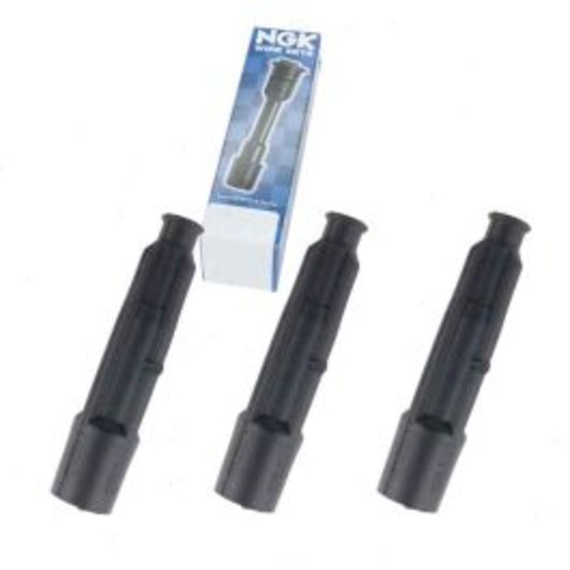3 pc NGK Ignition Coil Boots for 1993 Mercedes-Benz 300CE 3.2L L6