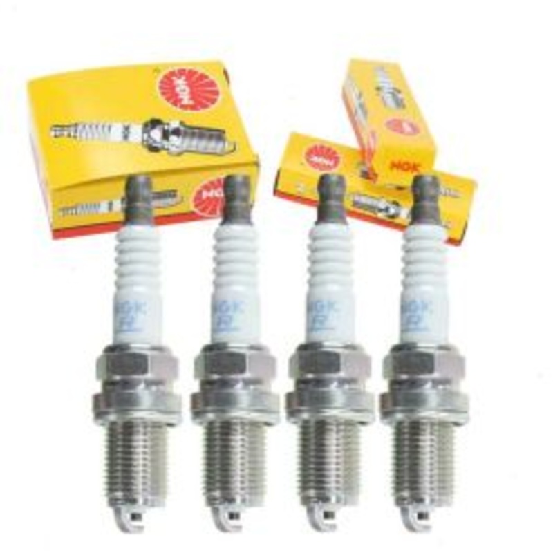 4 pc NGK Standard Spark Plugs for 1993-1995 Mitsubishi Expo 2.4L L4