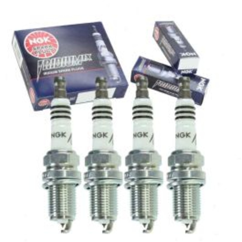 4 pc NGK Iridium IX Spark Plugs for 1992-1993 Geo Storm 1.8L L4