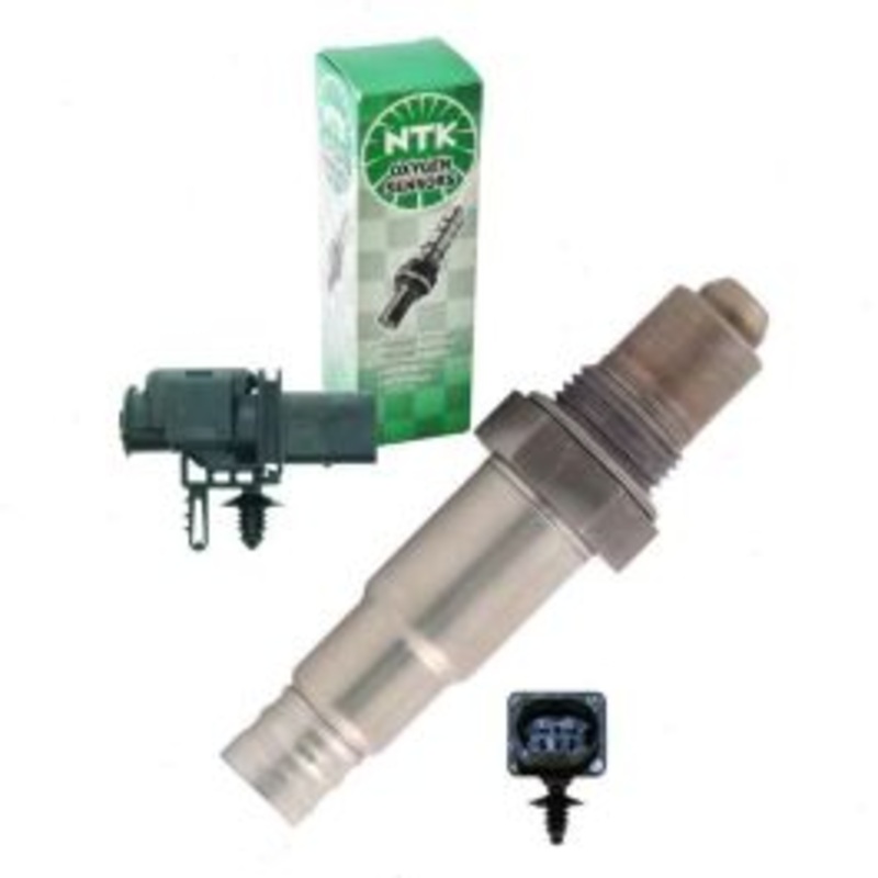 NGK NTK Upstream Air Fuel Ratio Sensor for 2012-2014 Land Rover Range Rover Evoque 2.0L L4