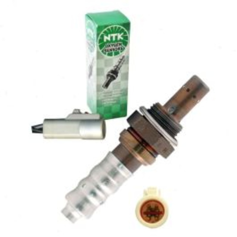 NGK NTK Upstream Right Oxygen (O2) Sensor for 1995-1997 Ford F-350 5.8L 7.5L V8