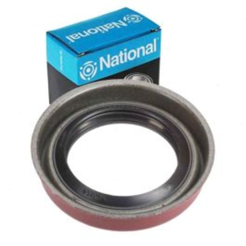 National Front Transfer Case Output Shaft Seal for 1981-1986 Chevrolet K20 Suburban